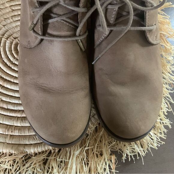 DANSKO Joy Suede Nubuck Walnut Chukka Boot Lace Up Wedge Bootie EU 38 Brown - Picture 7 of 16